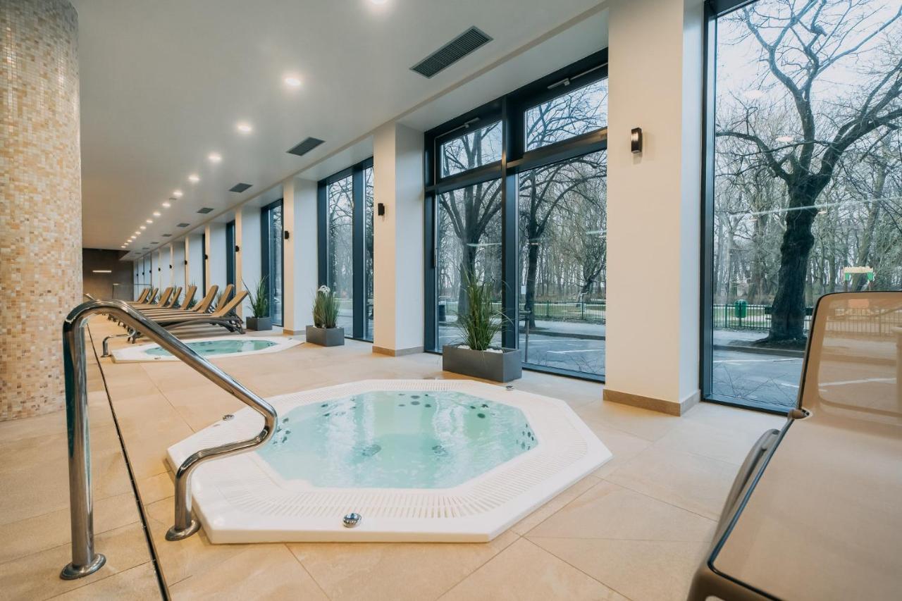 Nadmorskie Tarasy Apartament Wave Surfingbird Kolobrzeg Exterior photo