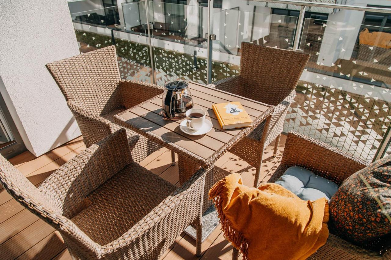 Nadmorskie Tarasy Apartament Wave Surfingbird Kolobrzeg Exterior photo